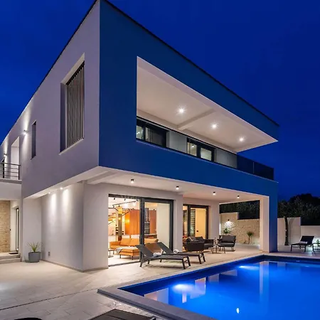 Holiday home Sense Posedarje