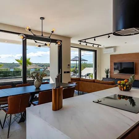 Sense Casa de Férias Posedarje